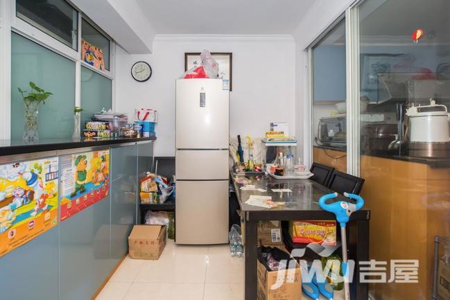 近9号线,急降50万,只交契税,房东买好房子,急售