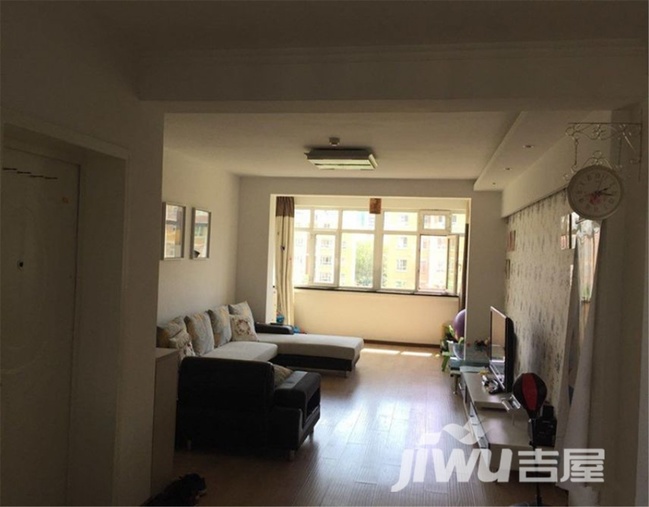 华美文轩精装修两室 南北通透 原房图片 拎包入住 送地下室